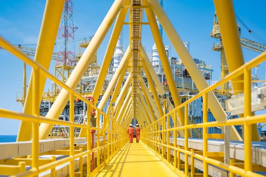 Top Oil Group – Operator on offshore oil and gas platform